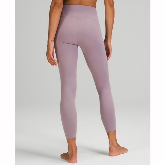 Nwt Lululemon InStill High-Rise Tight 25" in Violet Verbena Size 6 - Picture 8 of 14